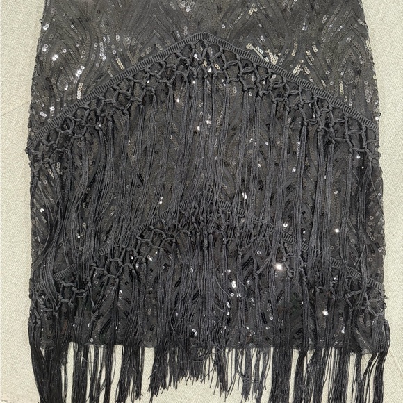 Elegant Black Sequin Fringe Dress - Picture 5 of 9